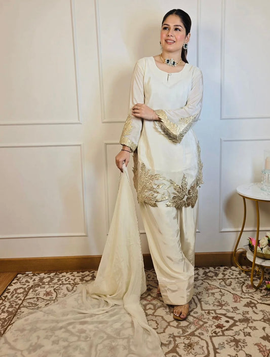 Nazakat Farshi Suit